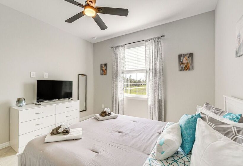 Pet Friendly Port Charlotte Home W/ Gas Grill!