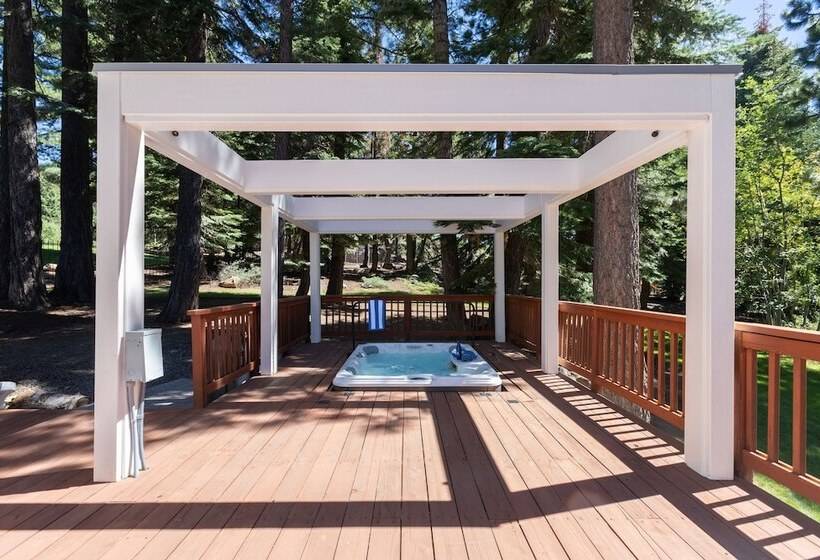 Tahoe Star By Avantstay 7mins To Incline Village, Luxe Mansion