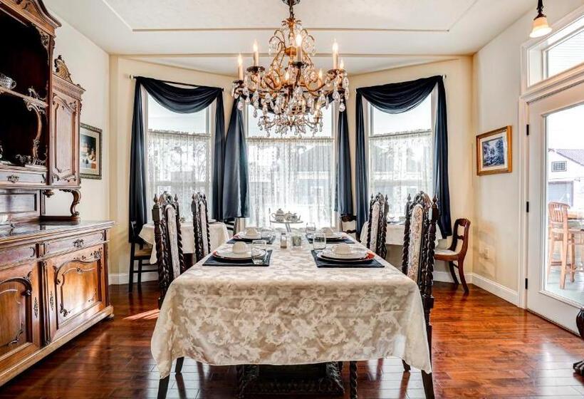 مبيت وإفطار The River Belle Inn