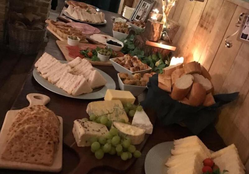 צימר The Six Bells