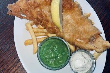 تختخواب و صبحانه The Six Bells