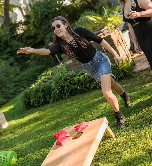 住宿加早餐  West Park Gardens