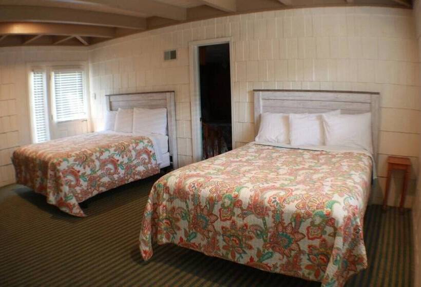 Pelican Bay Resort