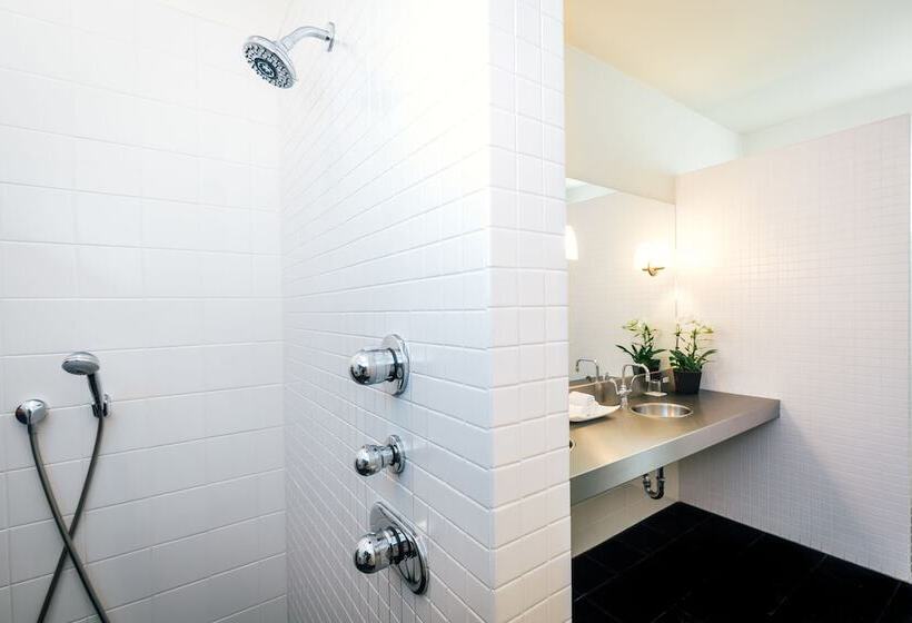 Duchamp Hotel Private Suites