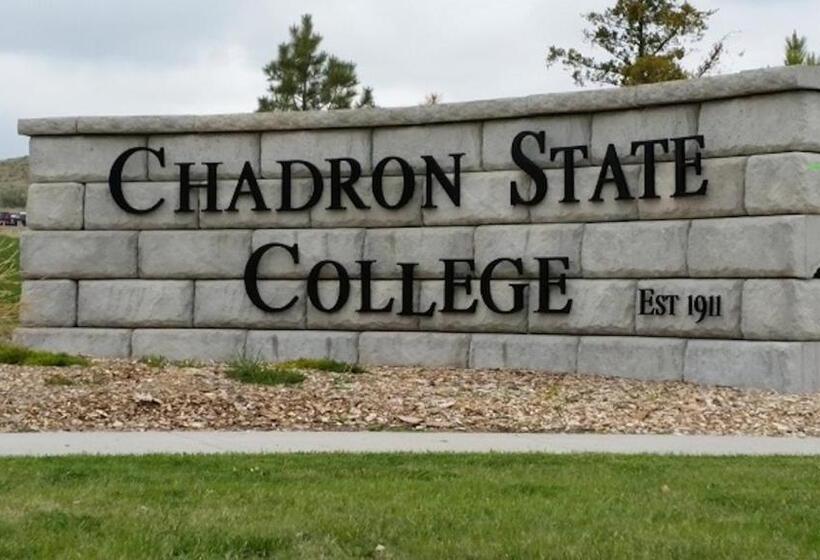 هتل Holiday Inn Express & Suites   Chadron, An Ihg