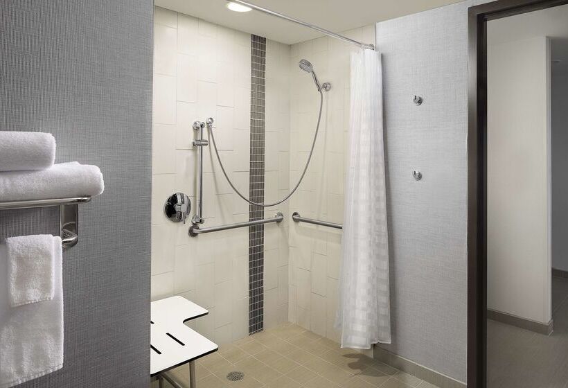 هتل Hyatt Place Santa Cruz