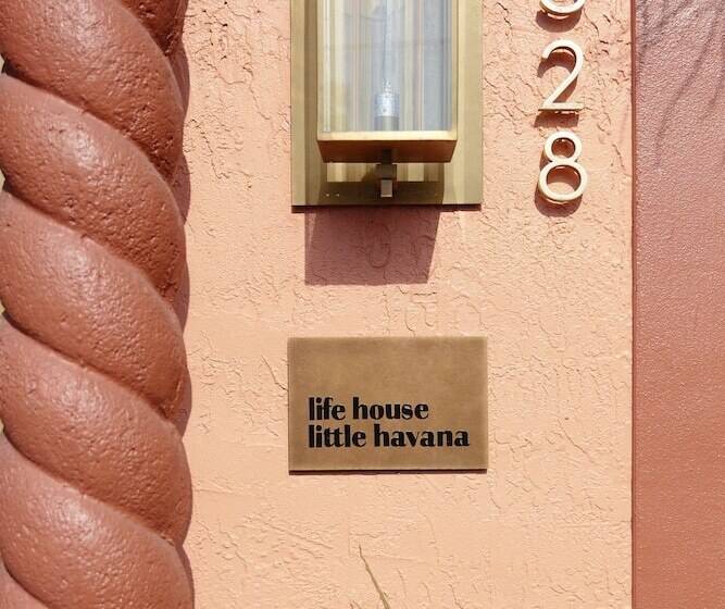 هتل Life House, Little Havana