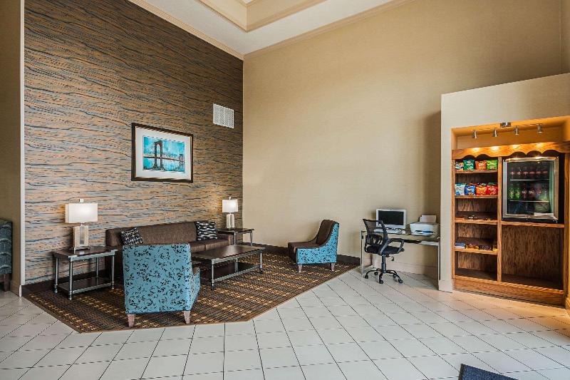 فندق Quality Inn