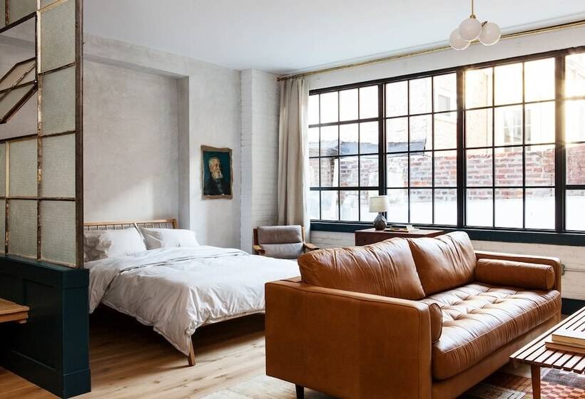 Lokal Hotel Old City