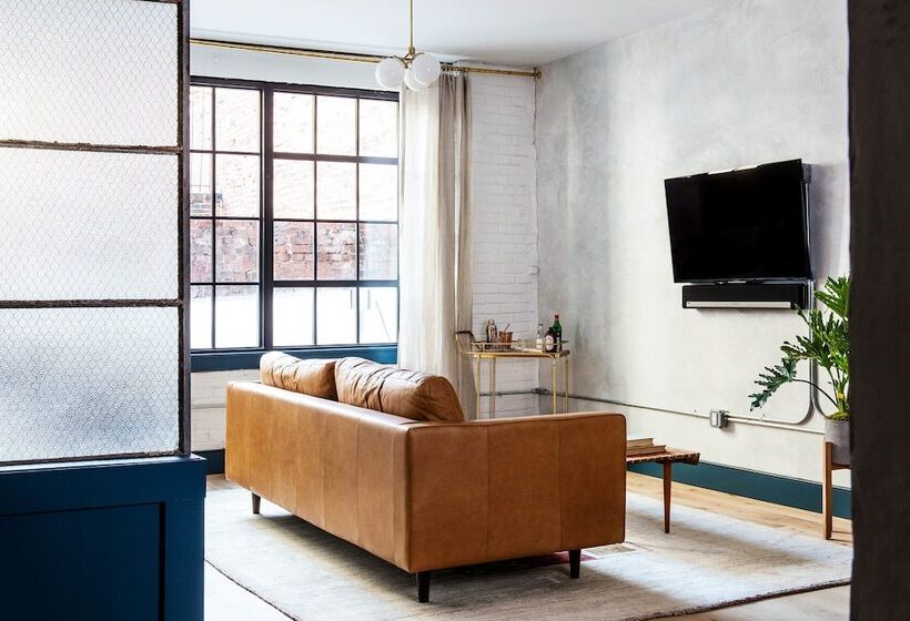 Lokal Hotel Old City