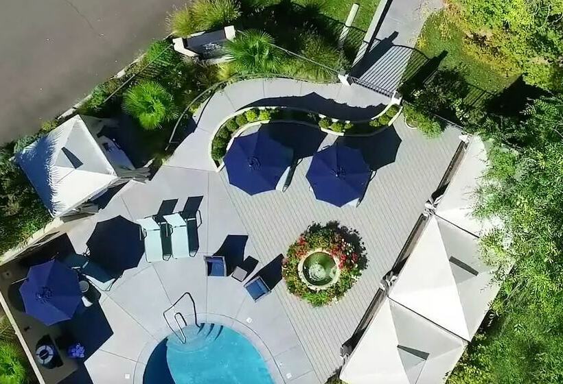 مُتل Palm Cottages