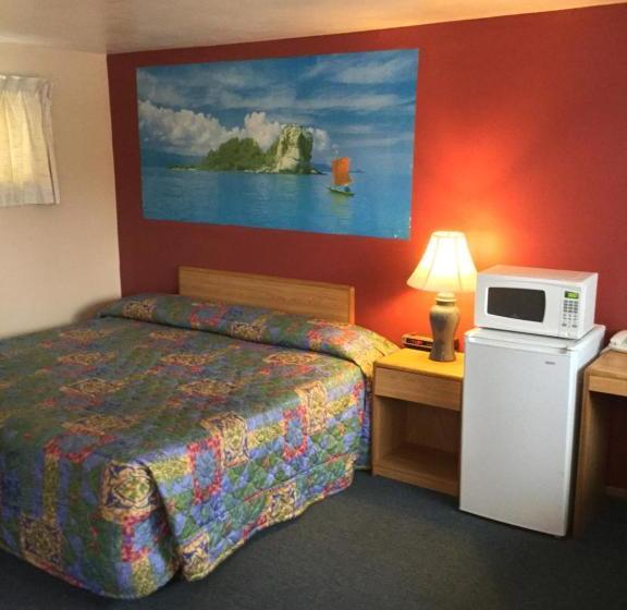 Parkway Motel