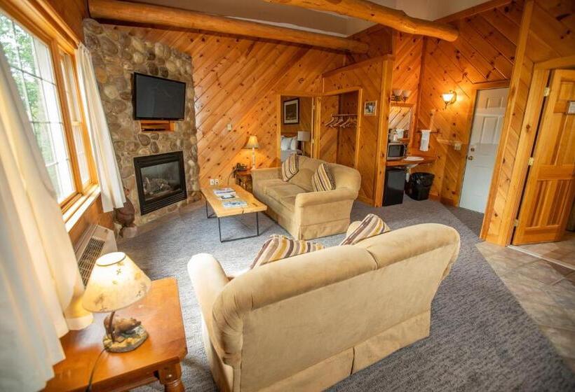 استراحتگاه New England Inn & Lodge