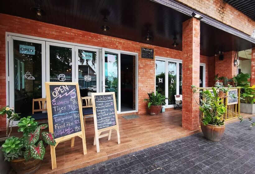 هتل Hi Samui Hostel