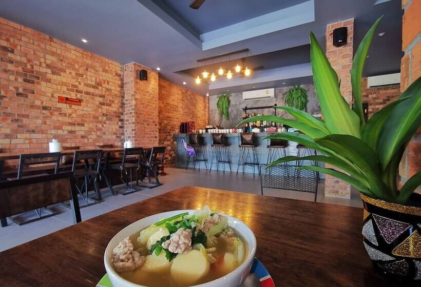 هتل Hi Samui Hostel