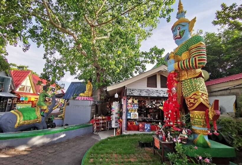 هتل Hi Samui Hostel