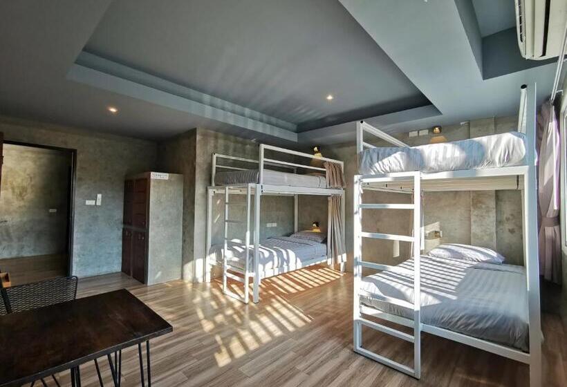 هتل Hi Samui Hostel