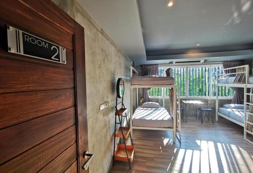 هتل Hi Samui Hostel
