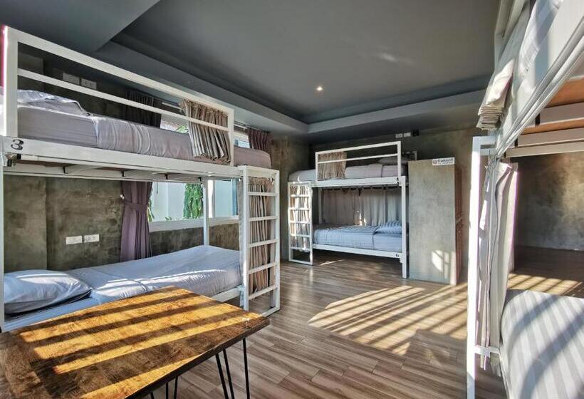 هتل Hi Samui Hostel
