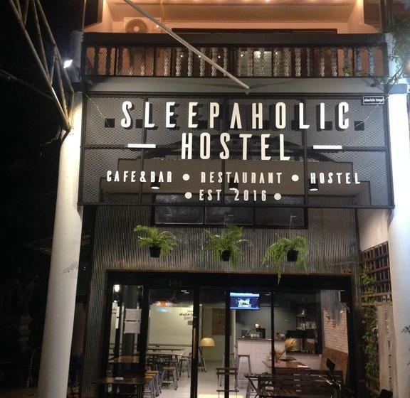Sleepaholic Hostel