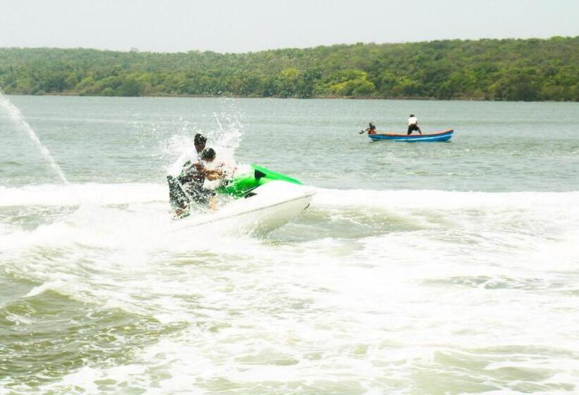 Athaang Beach Resort