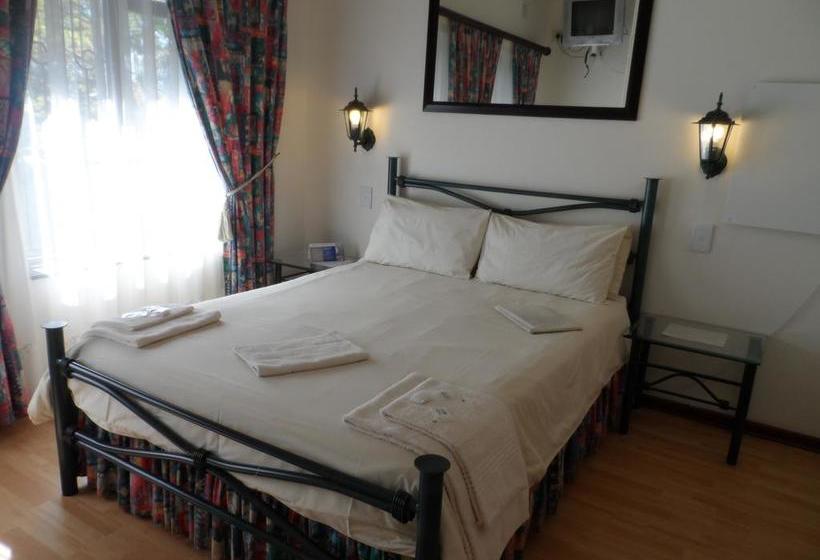 Bed and Breakfast Mdoni House Guest Lodge
