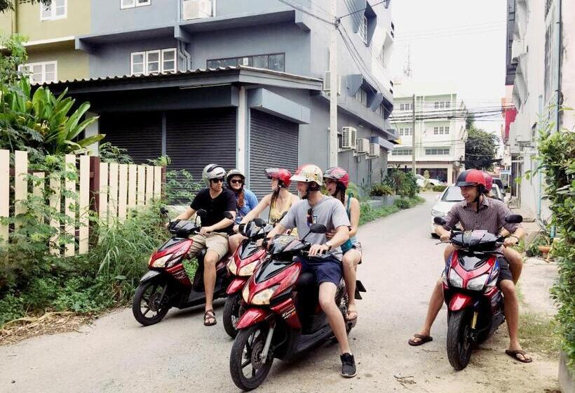 Early Bird Hostel Ayutthaya