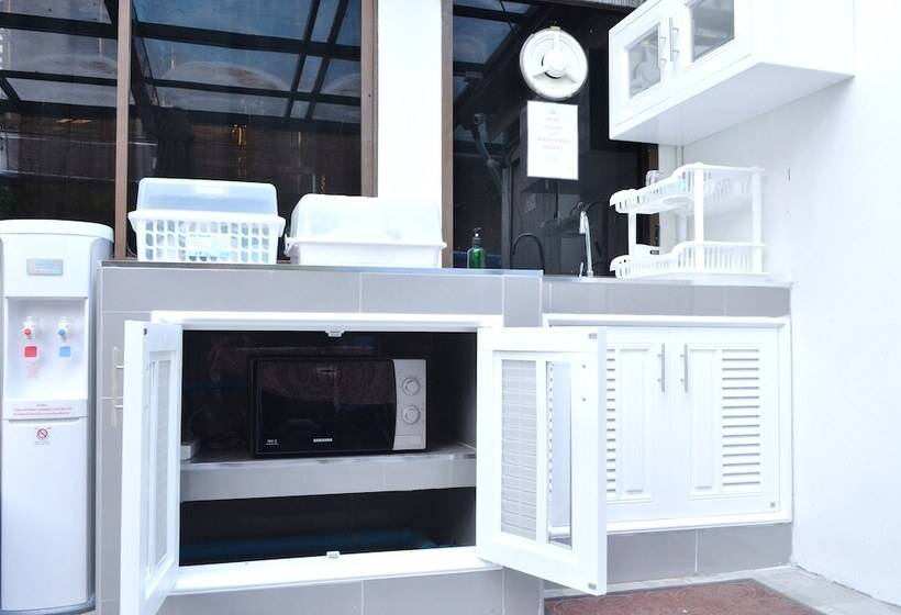 Early Bird Hostel Ayutthaya