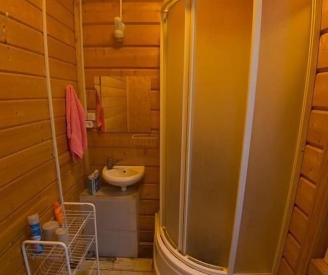 Friday Wood Hostel