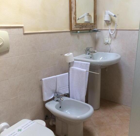 هتل Albergo Villa Francesca Beauty Spa