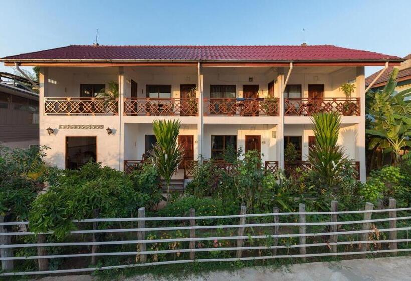 ホテル Baba Guesthouse