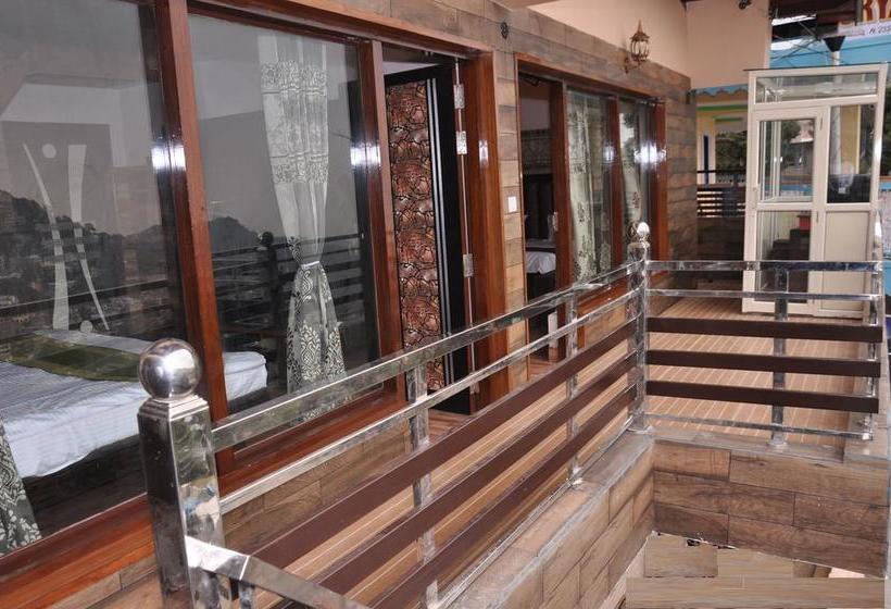 ホテル Ekam Lodge