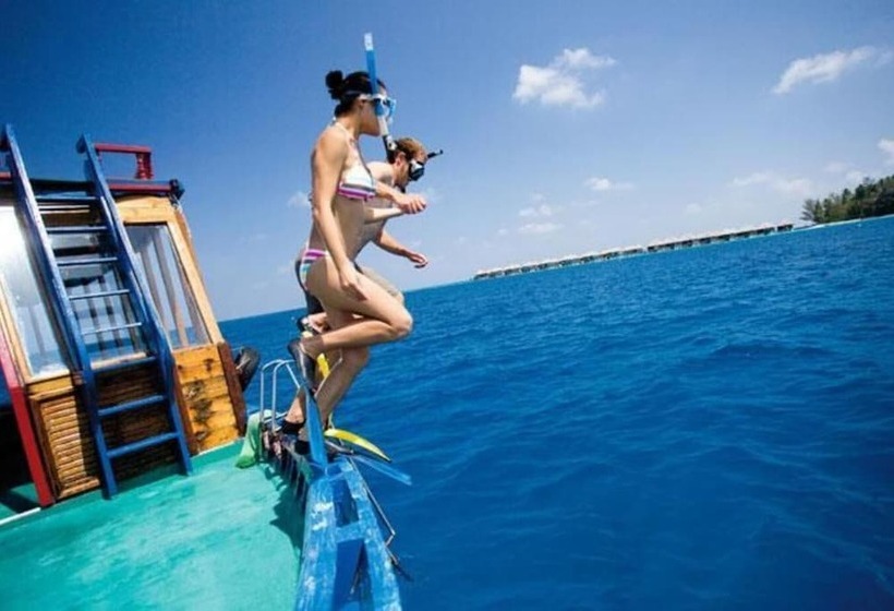 هتل Golhaa View Inn By Tes