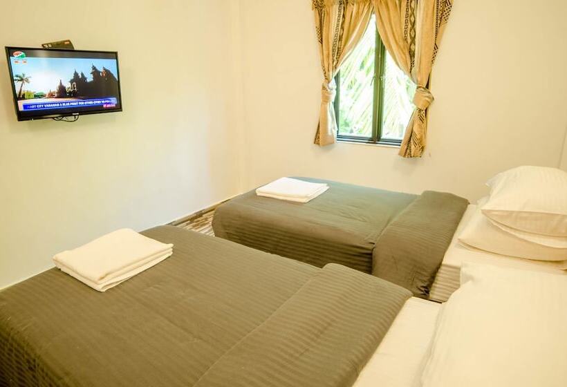هتل Golhaa View Inn By Tes
