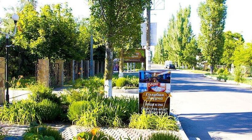 בית מלון כפרי Golubaya Laguna