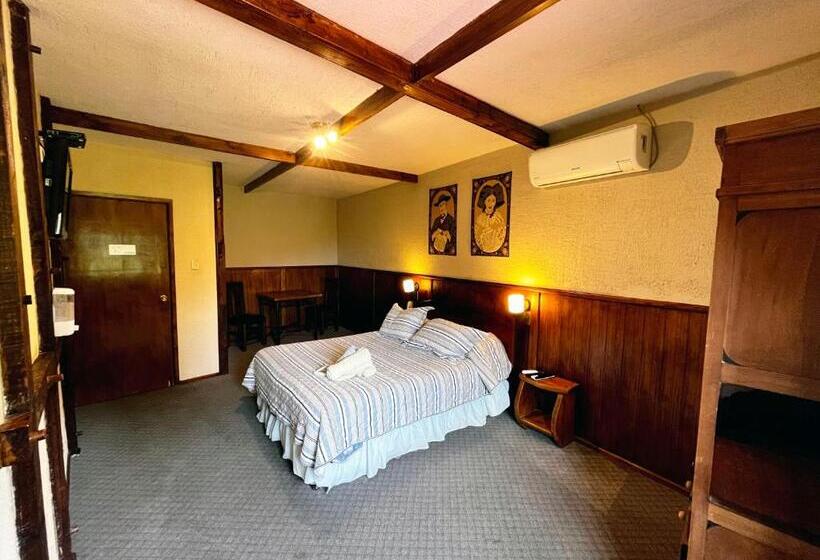 هتل La Petite France