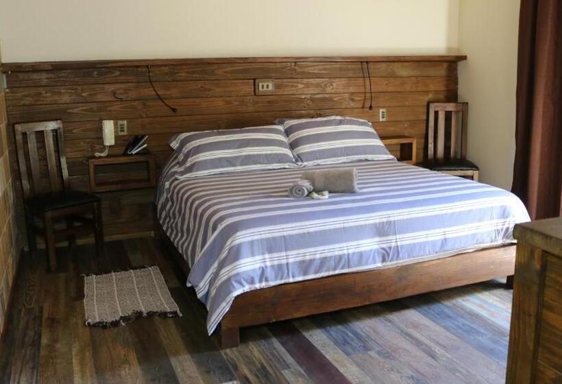 هتل La Petite France