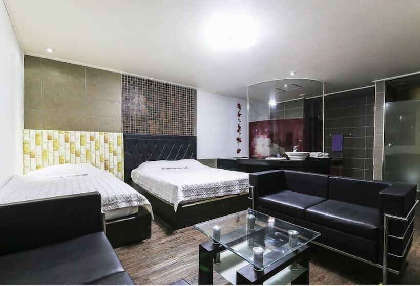 Mong Hotel Seosan