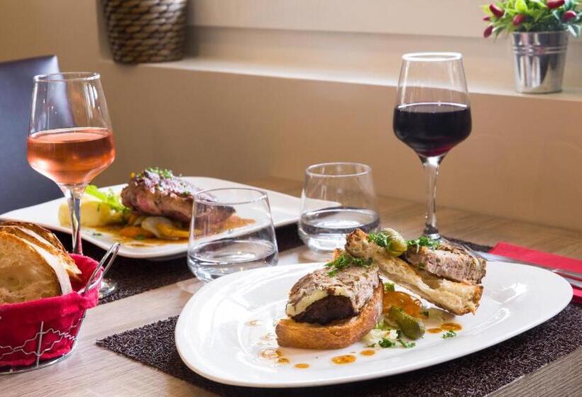 ホテル The Originals City, Le Relais Des Carnutes Brezolles Verneuil Sur Avre