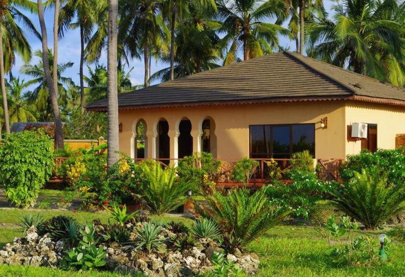 בית מלון כפרי The Sands Beach Resort