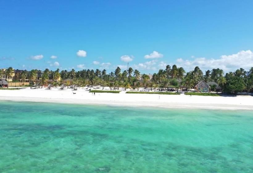 בית מלון כפרי The Sands Beach Resort