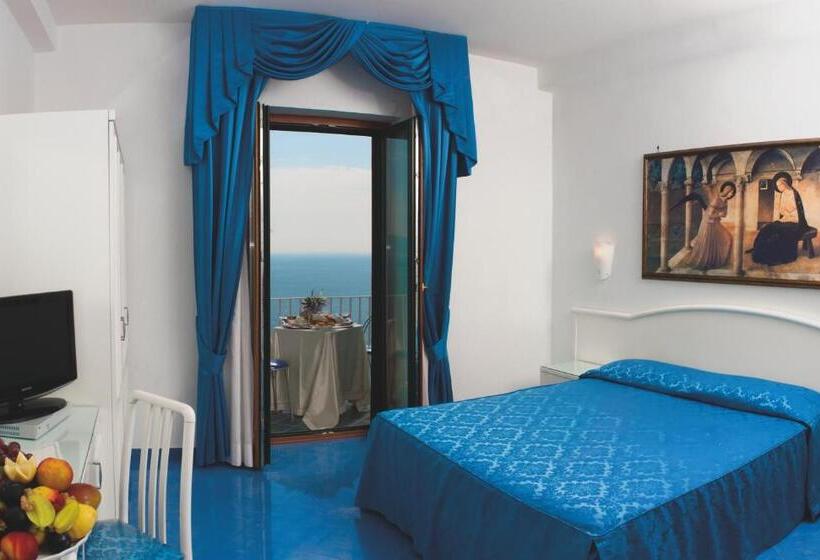 هتل Voce Del Mare