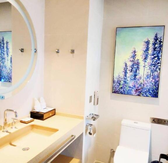 Lavande Hotel Taixing Jiangping Road