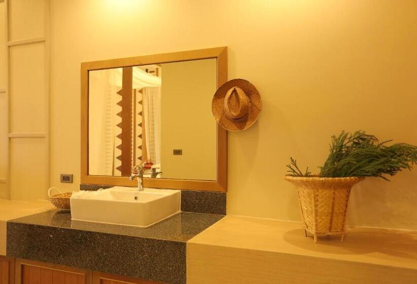 Navela Hotel & Convention
