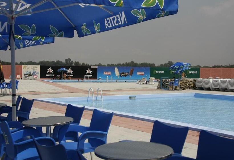 استراحتگاه Etno Selo Moravski Konaci