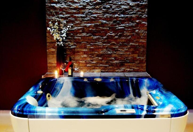 استراحتگاه Etno Selo Moravski Konaci