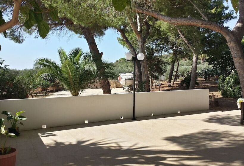 تختخواب و صبحانه Baglio Il Giovinetto