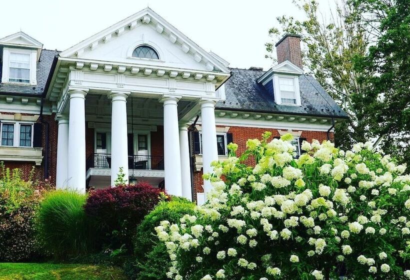 ベッドアンドブレックファースト Mercersburg Inn