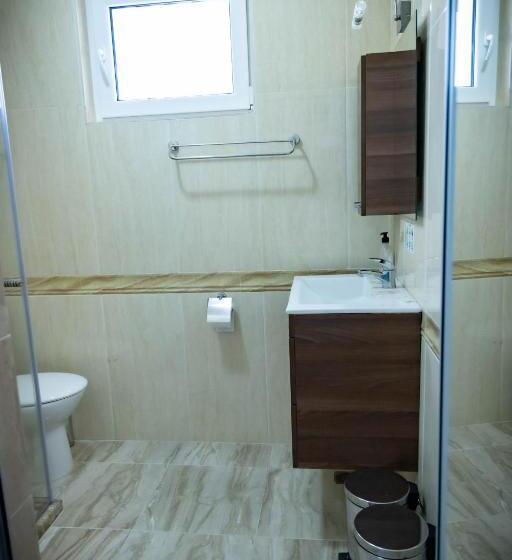 Hotel семеен хотел прованс ахелой