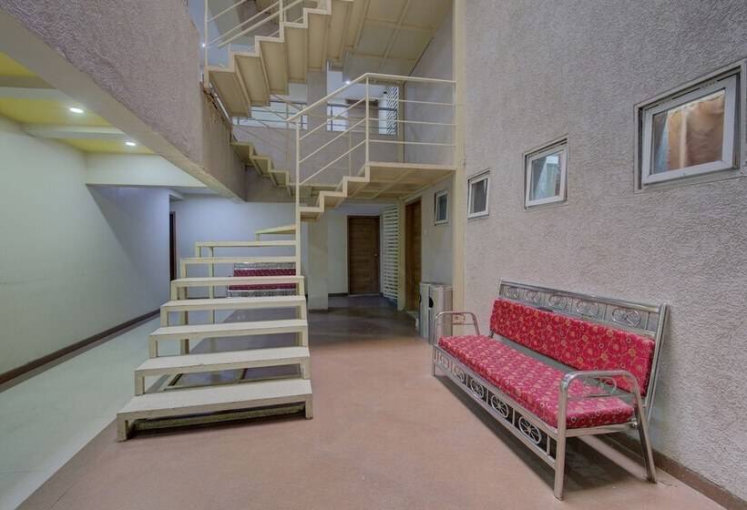 Hotel Ashwamedh Residency